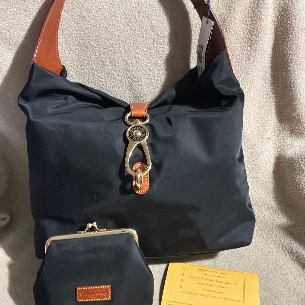 NWT Dooney & Bourke Black Nylon Logo Lock Shoulder Hobo with matching Kisslock